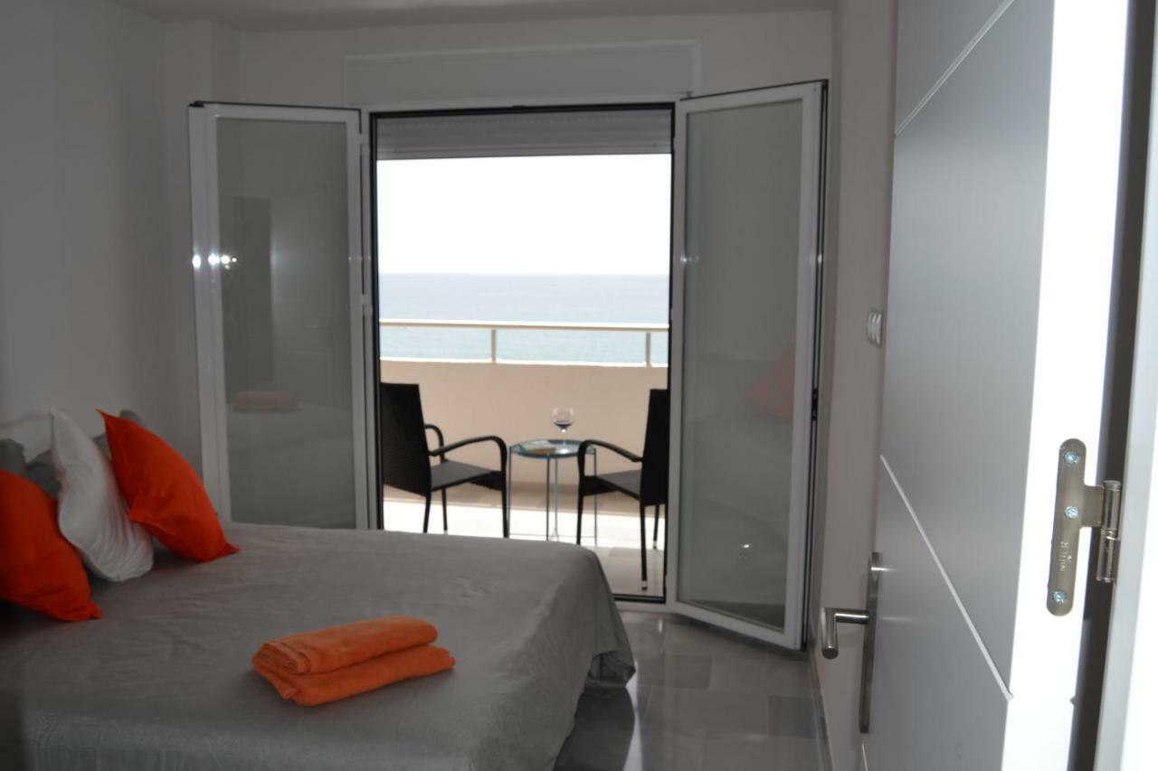 Beach Front Penthouse - Fuengirola Daire Dış mekan fotoğraf